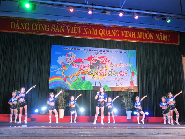 Văn nghệ Giai điệu tuổi thần tiên
